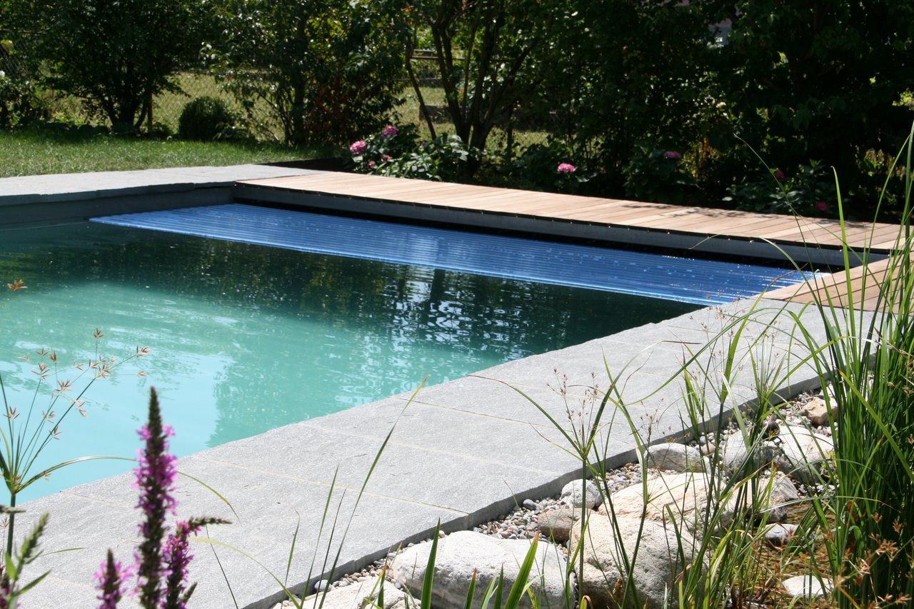 biopool mit Rollladen
